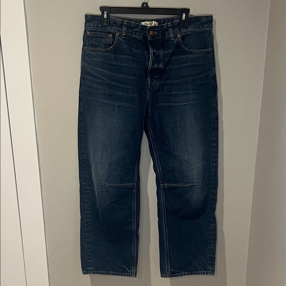 Madewell Darted Barrel Leg Jeans - Picture 7 of 7